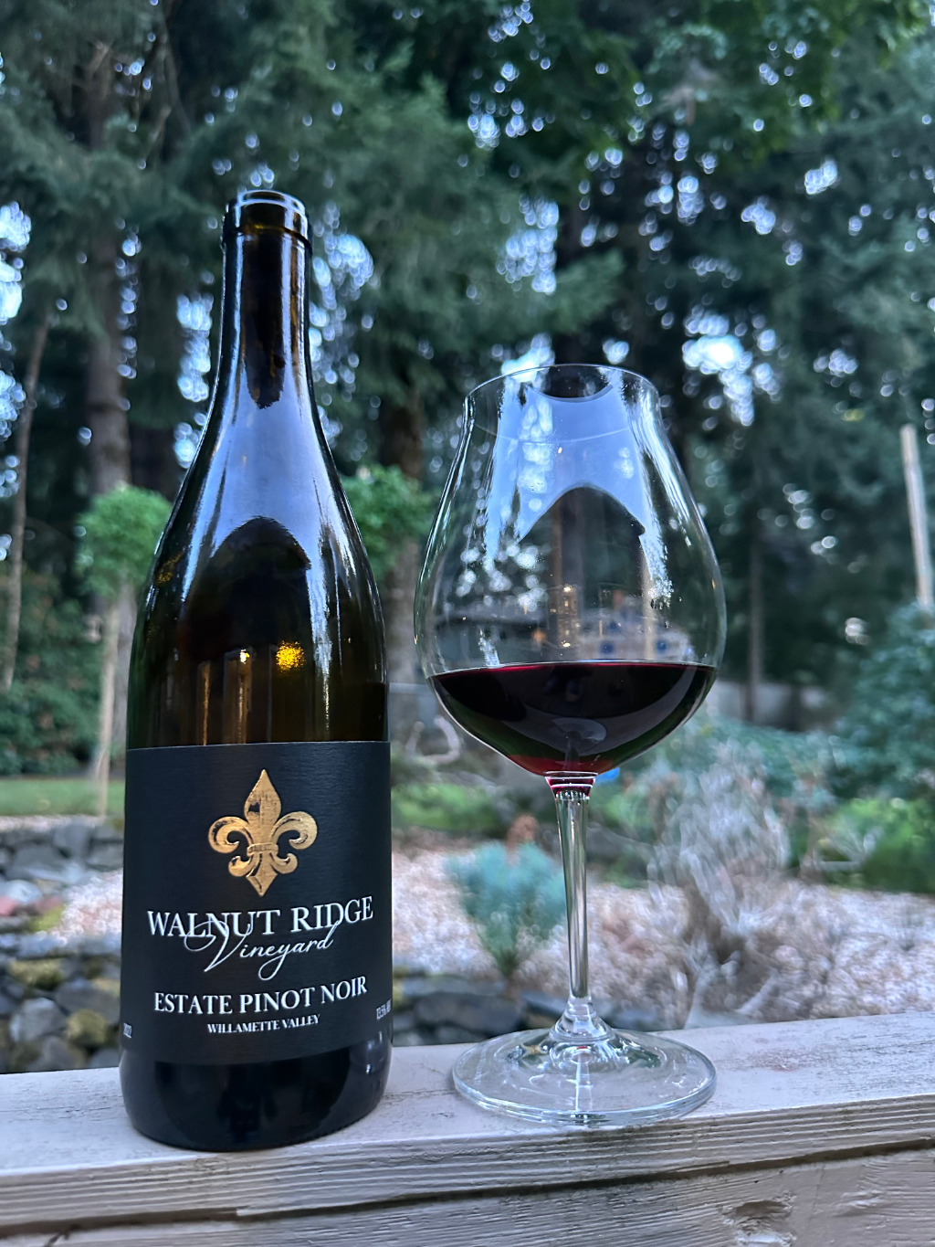 Wine Review: 2022 Walnut Ridge Vineyard Estate Pinot Noir