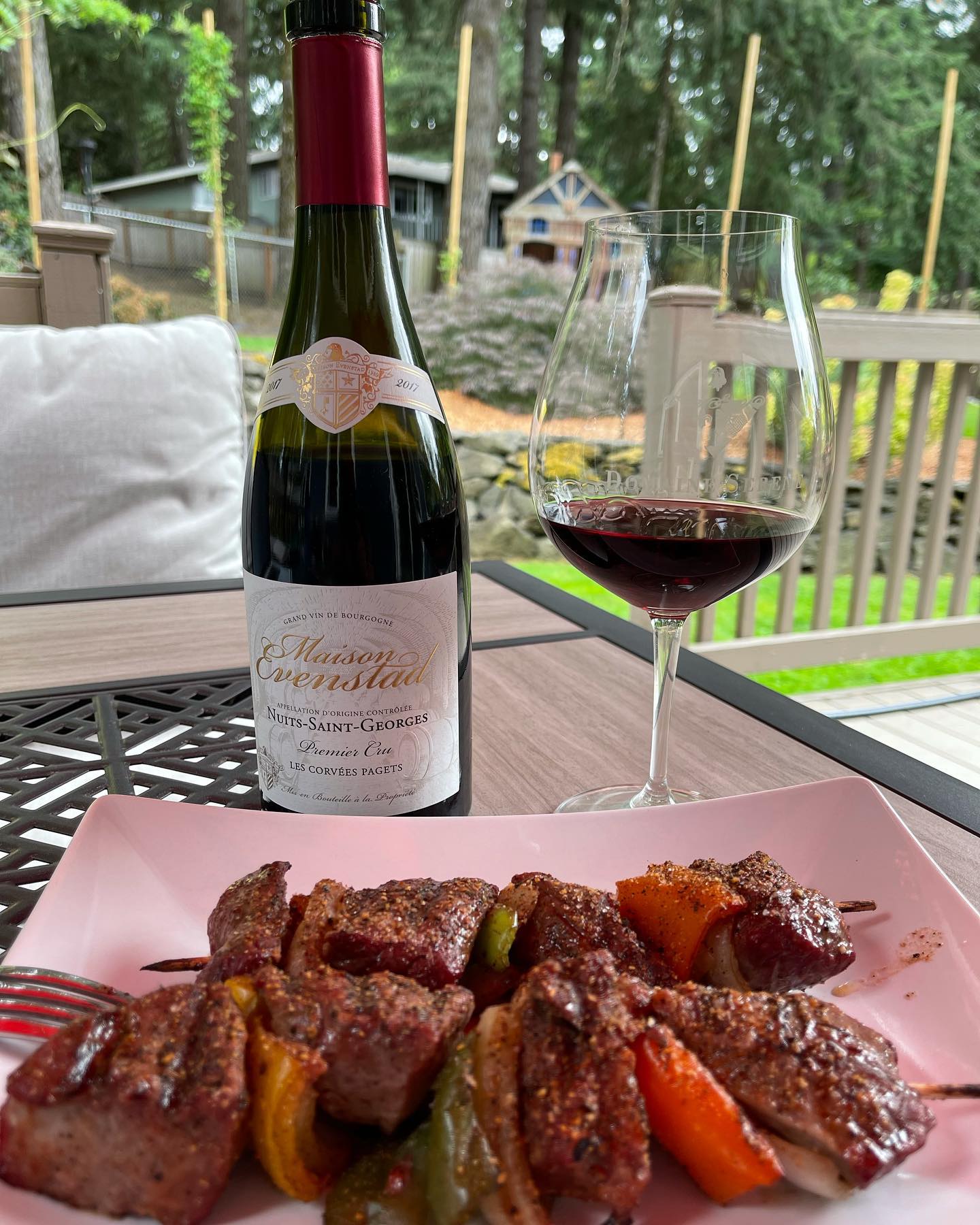 Tonight is the perfect night for Pinot! There is a nice breeze. The sun is hiding behin…