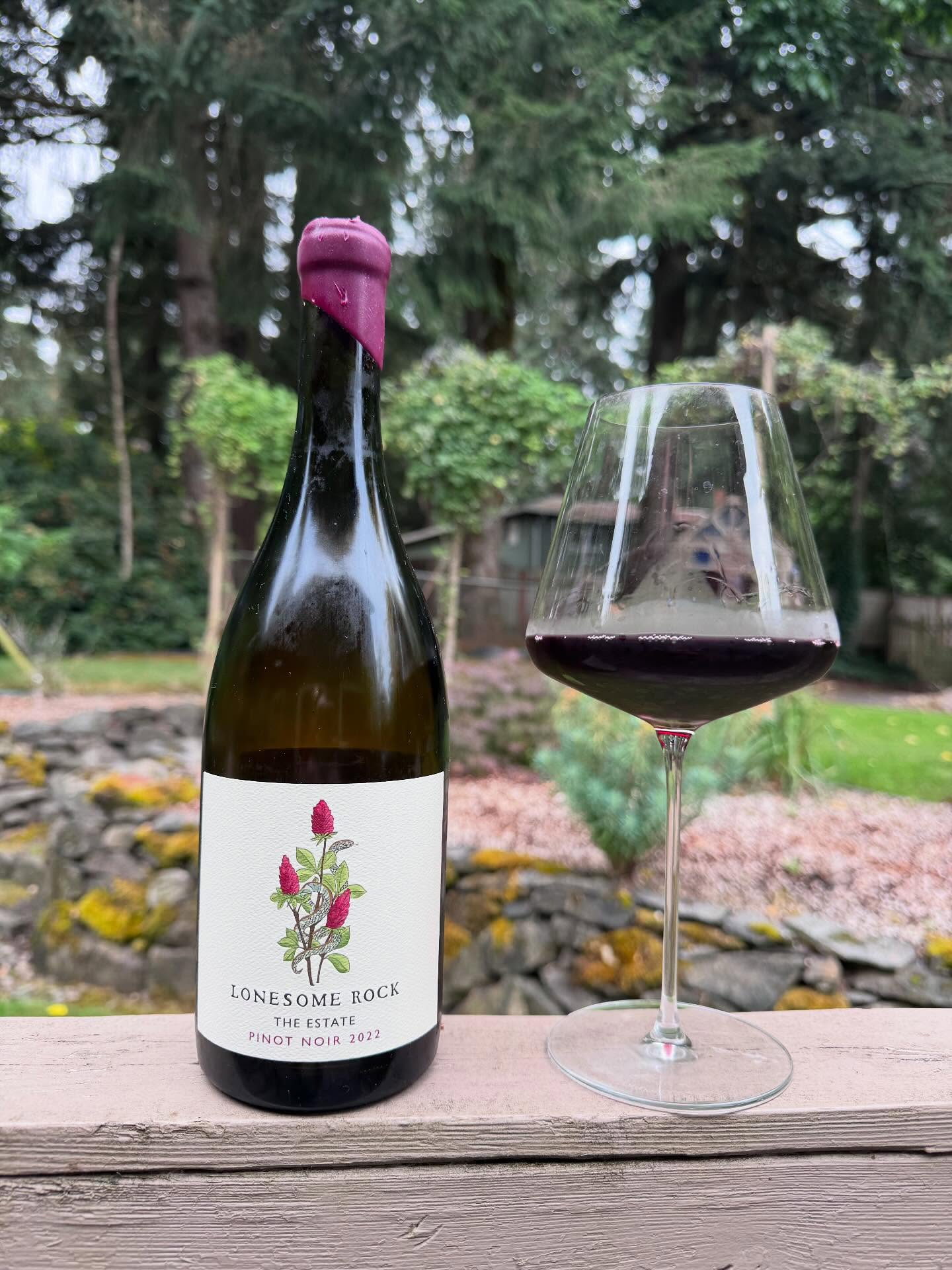 2022 Estate Pinot Noir Review