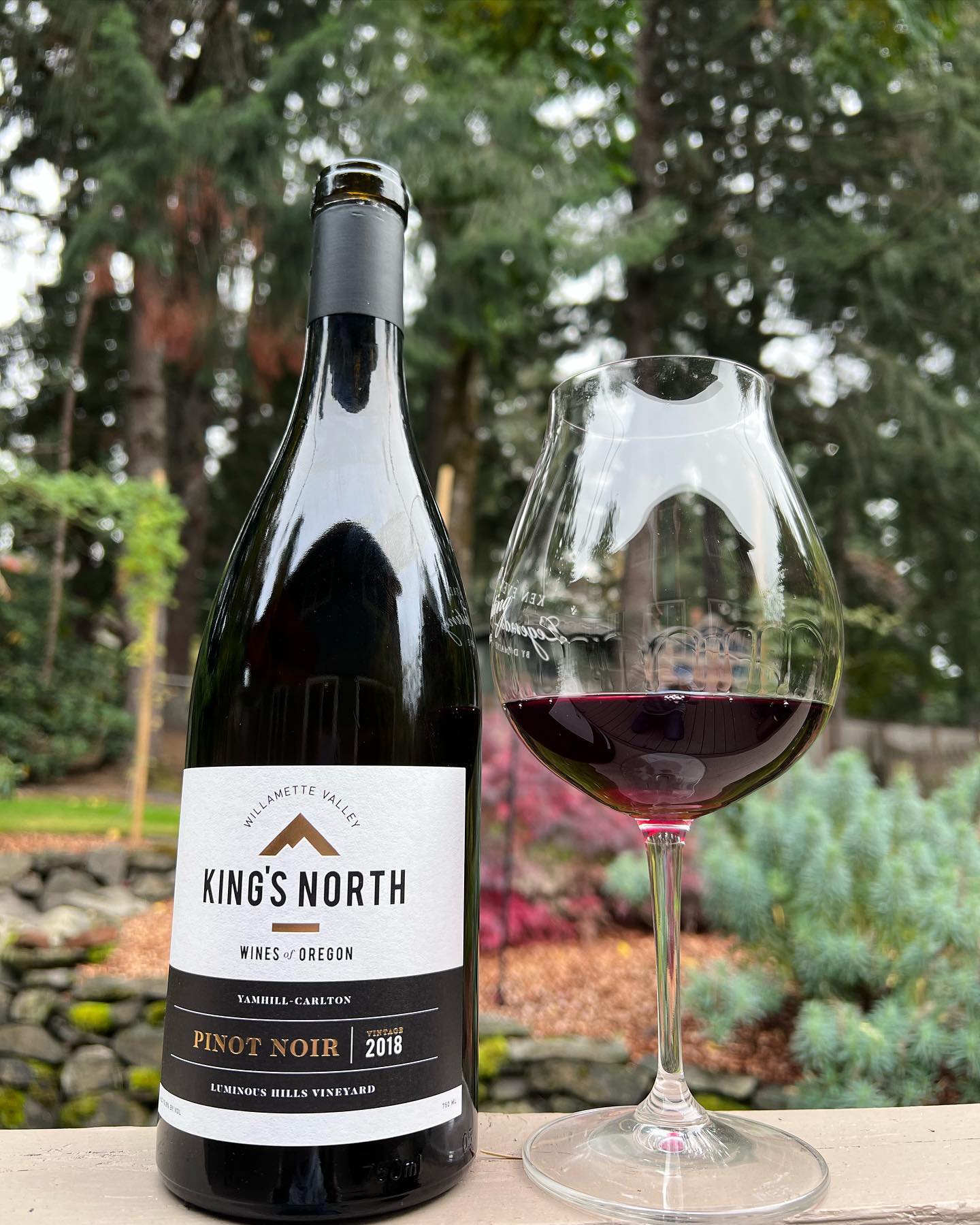 2018 Luminous Hills Pinot Review