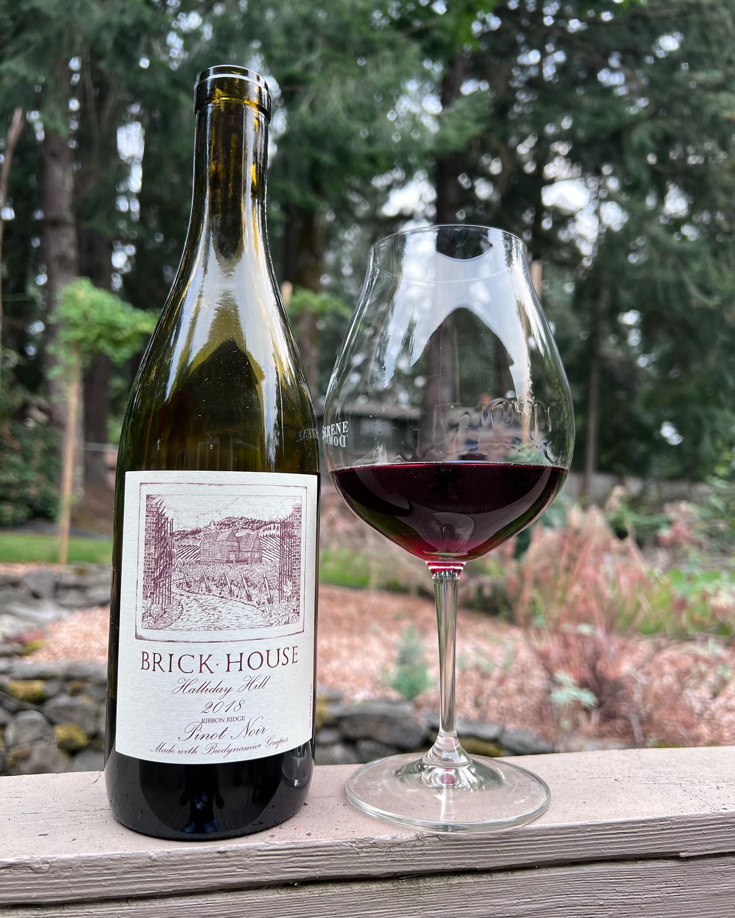 2018 Halliday Hill Pinot Noir There Review