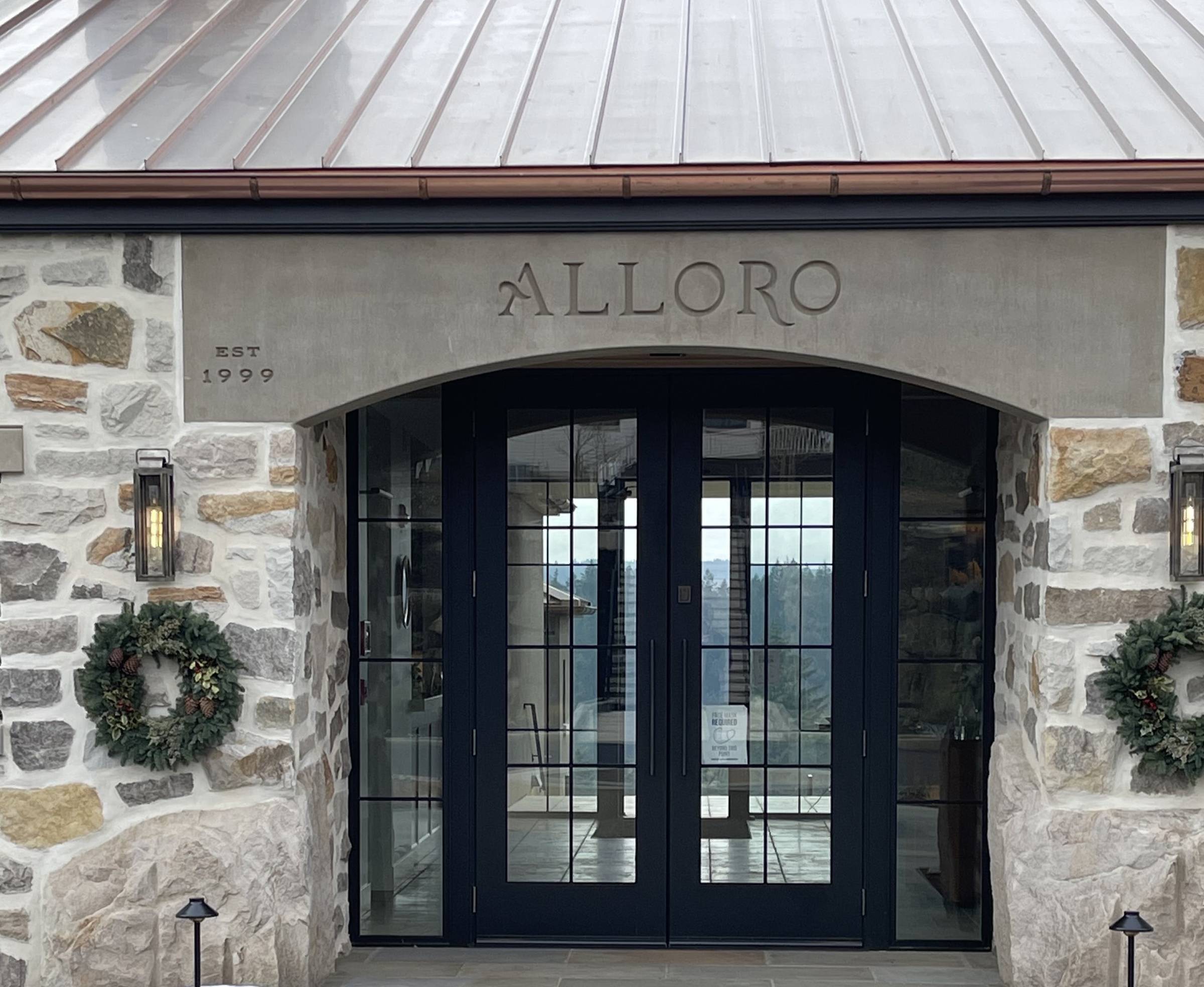 Revisiting Alloro Vineyards: Terroir, Tastings, and Tom's Winemaking Journey